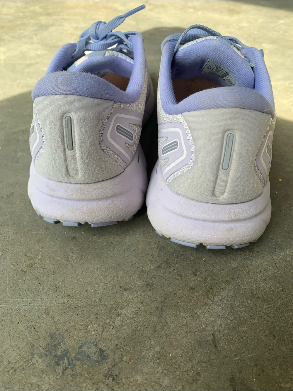 Brooks Women’s Athletic Shoes - Lavender with Pastel Swirl - Picture 4 of 6